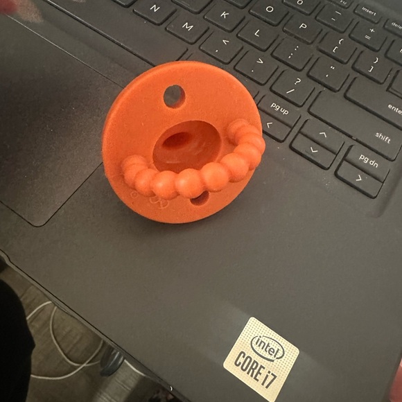 Ryan and Rose cutie pacifiers - Picture 4 of 4